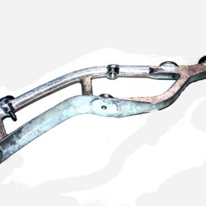 381 DAY CAB S/VISOR BRACKET (CENTRE)